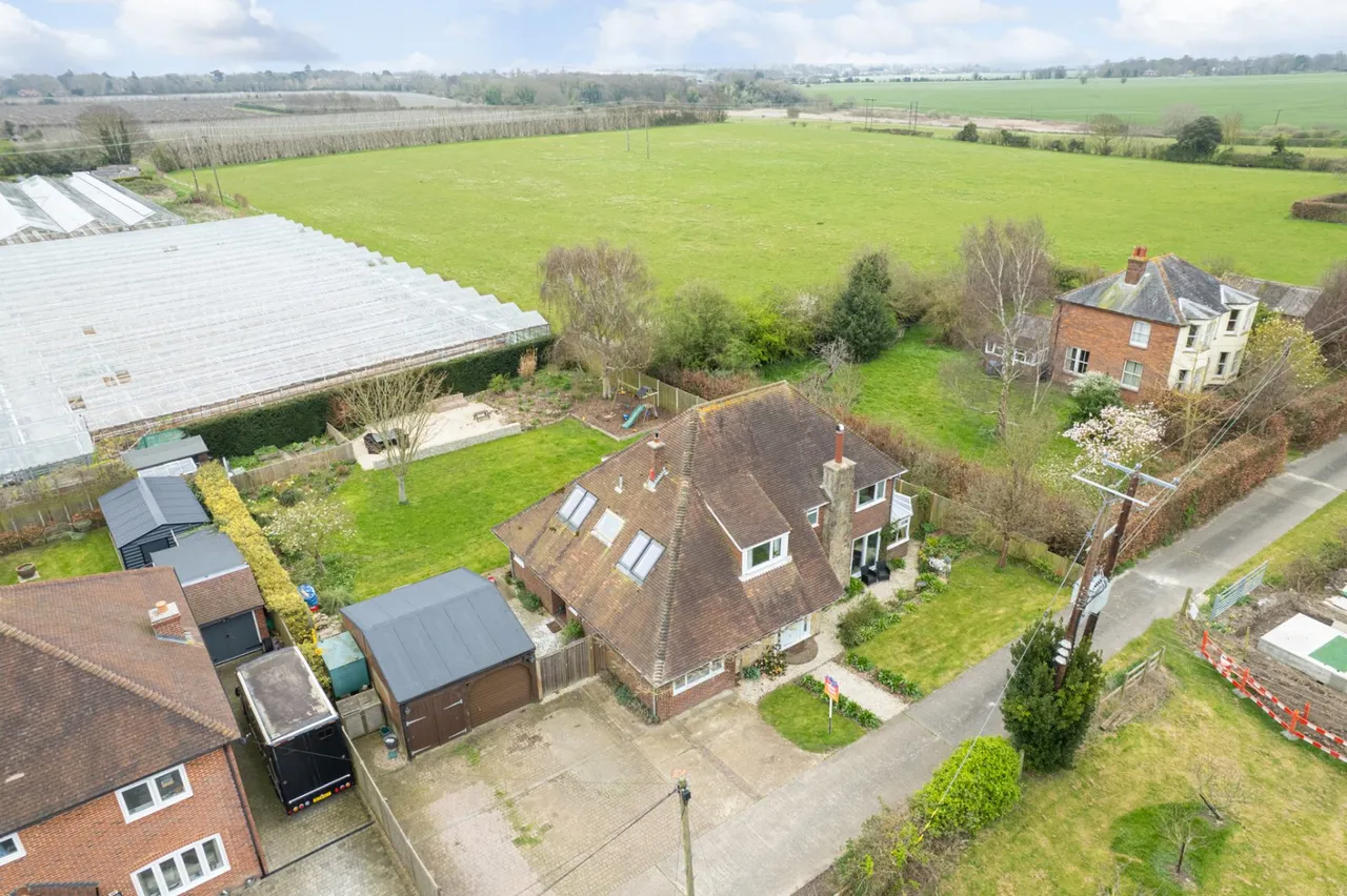 Felderland Lane, Worth, CT14, photo 25