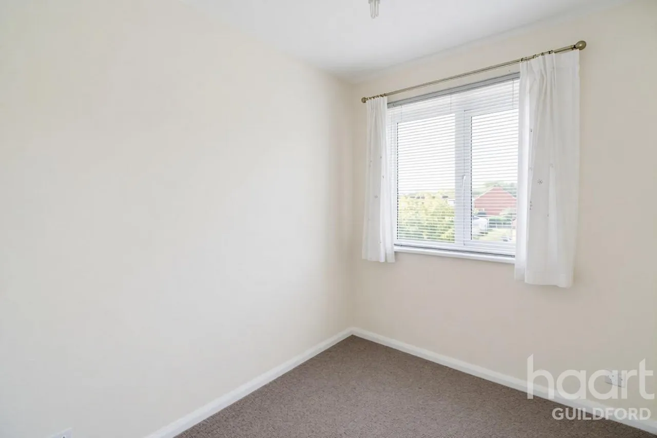 West Close, GU27, photo 7