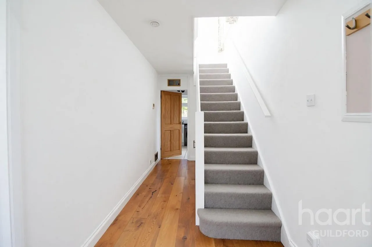 West Close, GU27, photo 13