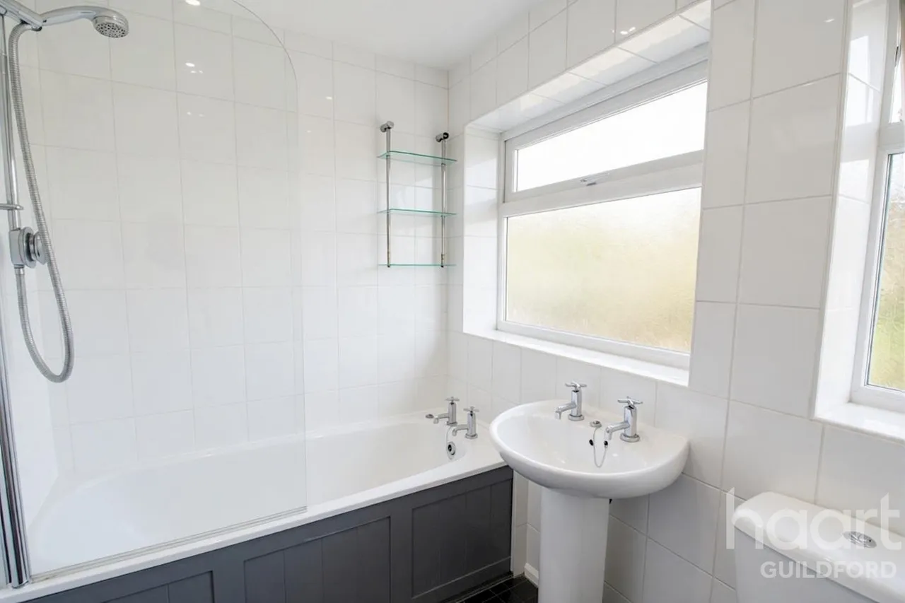 West Close, GU27, photo 12