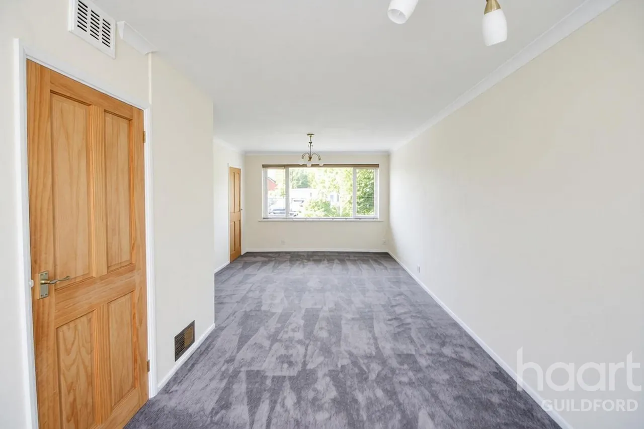 West Close, GU27, photo 15