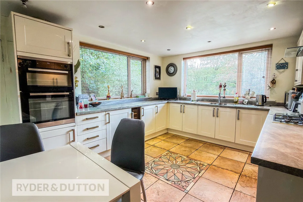 Warwick Road, Failsworth, M35, photo 9