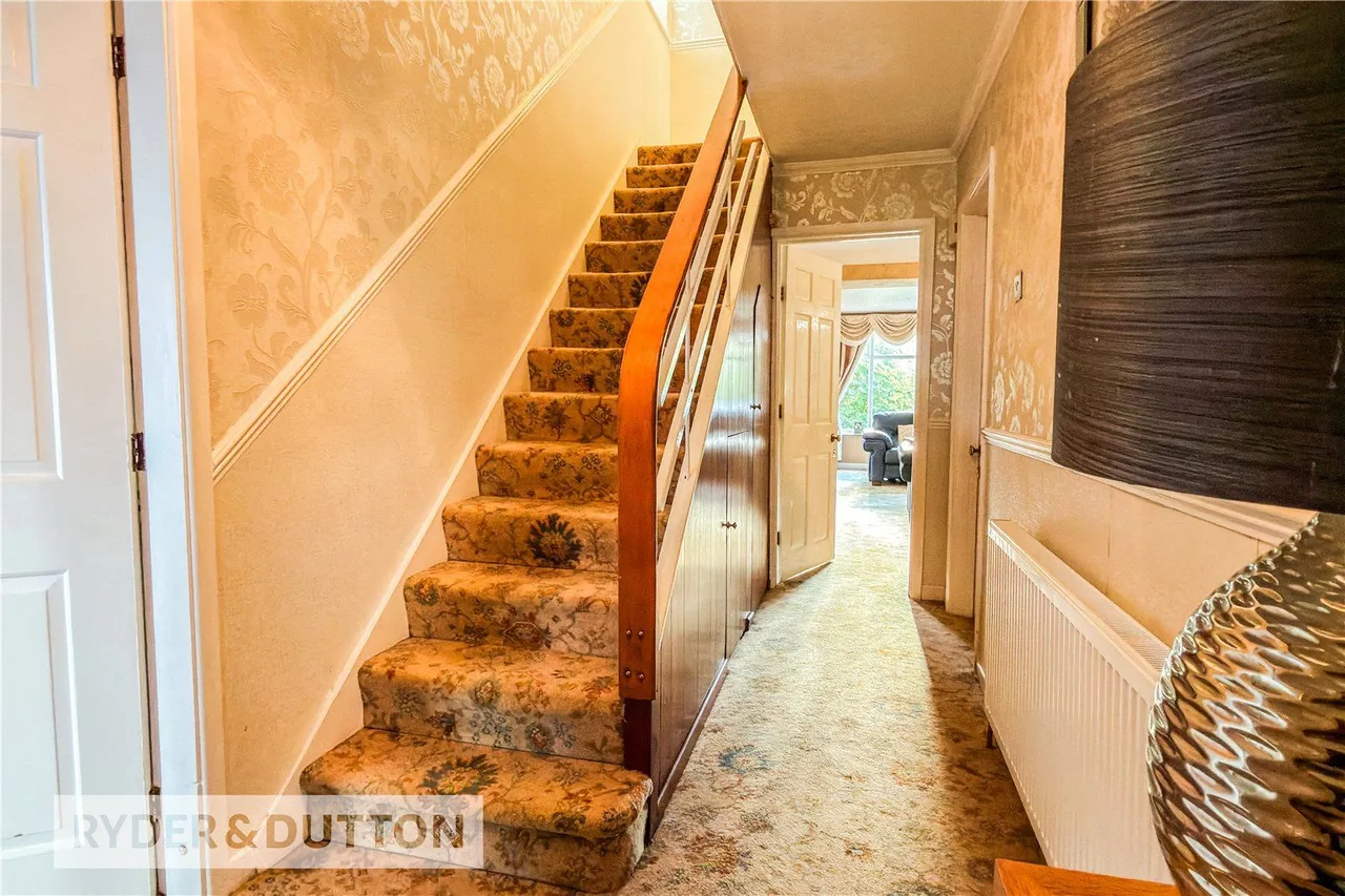 Warwick Road, Failsworth, M35, photo 4