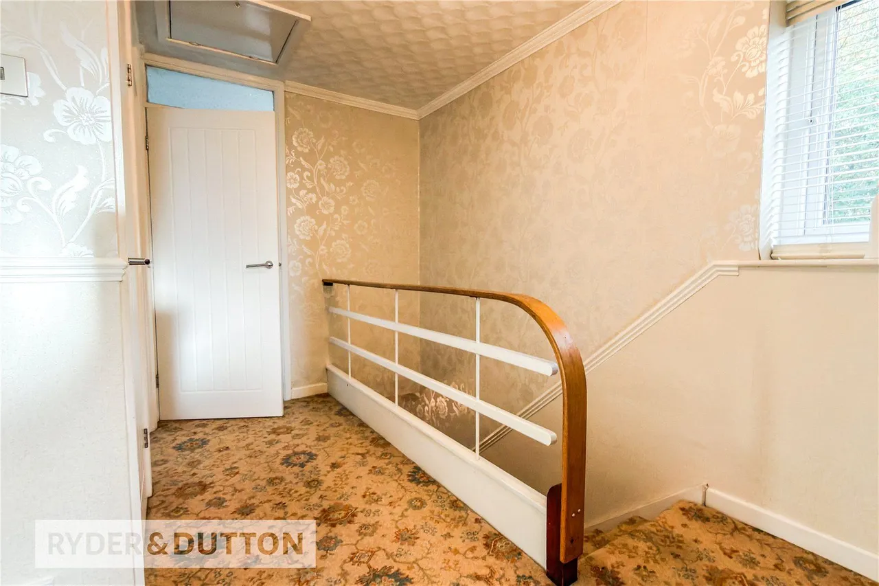 Warwick Road, Failsworth, M35, photo 12