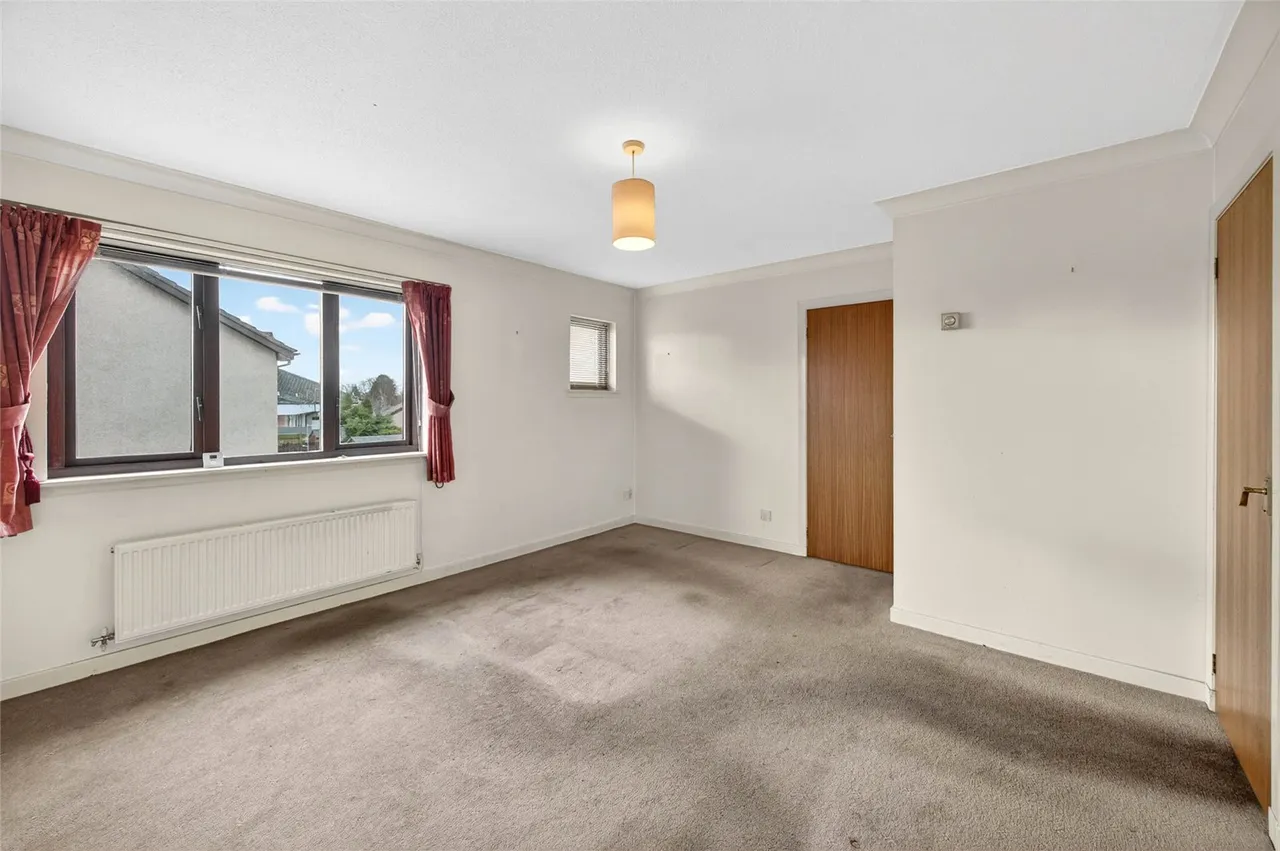 Ashdale Court, Westhill, AB32, photo 3