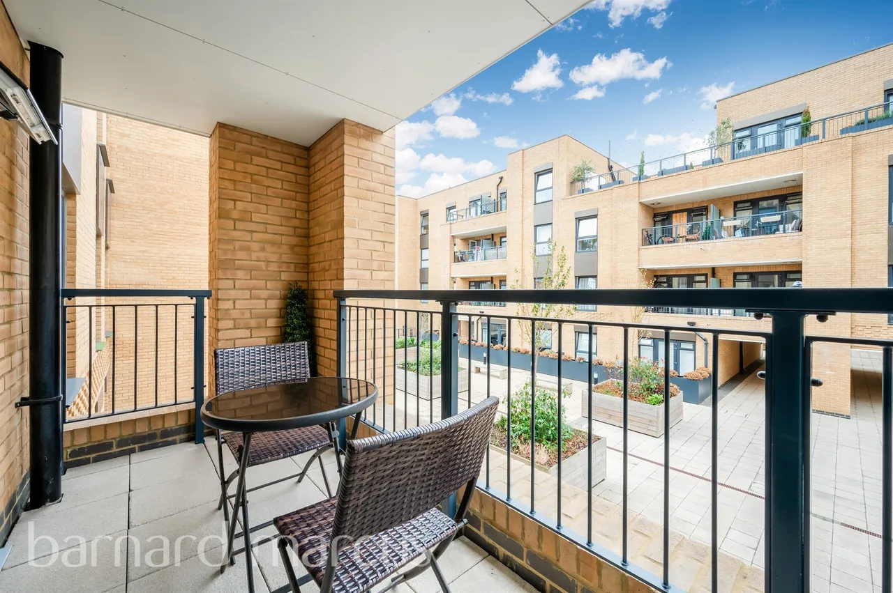 London Road, Wallington, SM6, photo 10