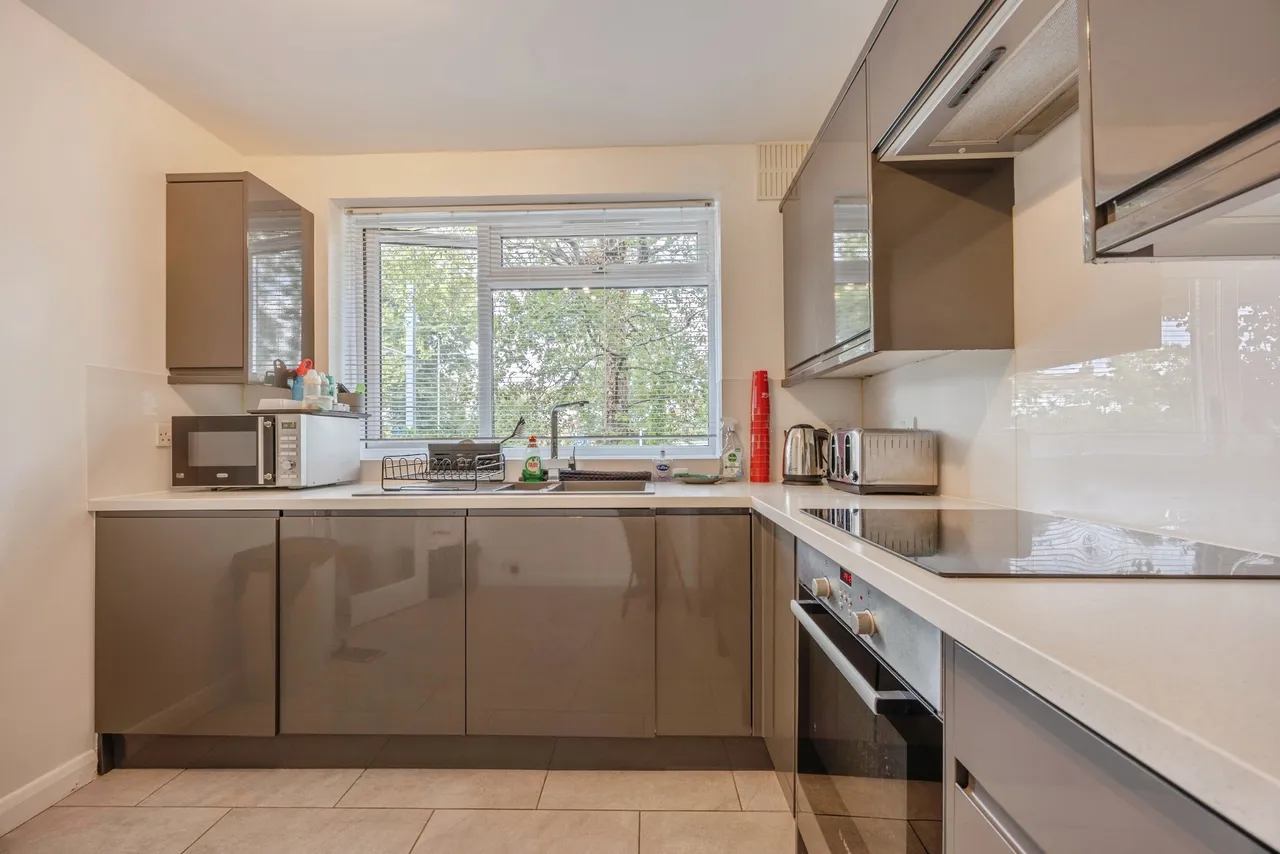 Addiscombe Road, Croydon, CR0, photo 5
