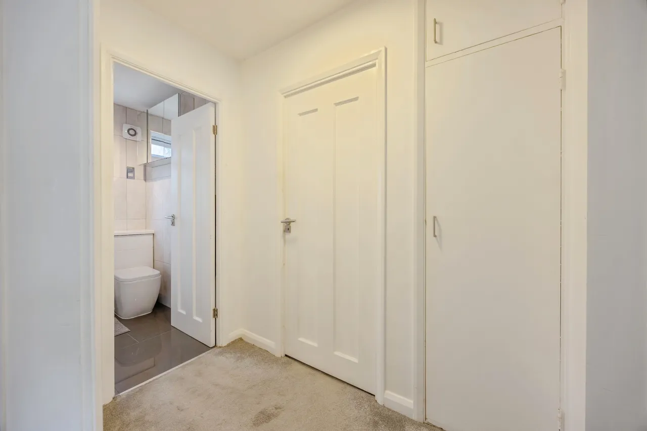 Addiscombe Road, Croydon, CR0, photo 12
