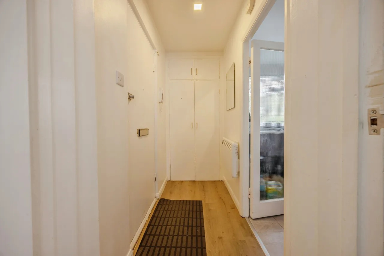 Addiscombe Road, Croydon, CR0, photo 11