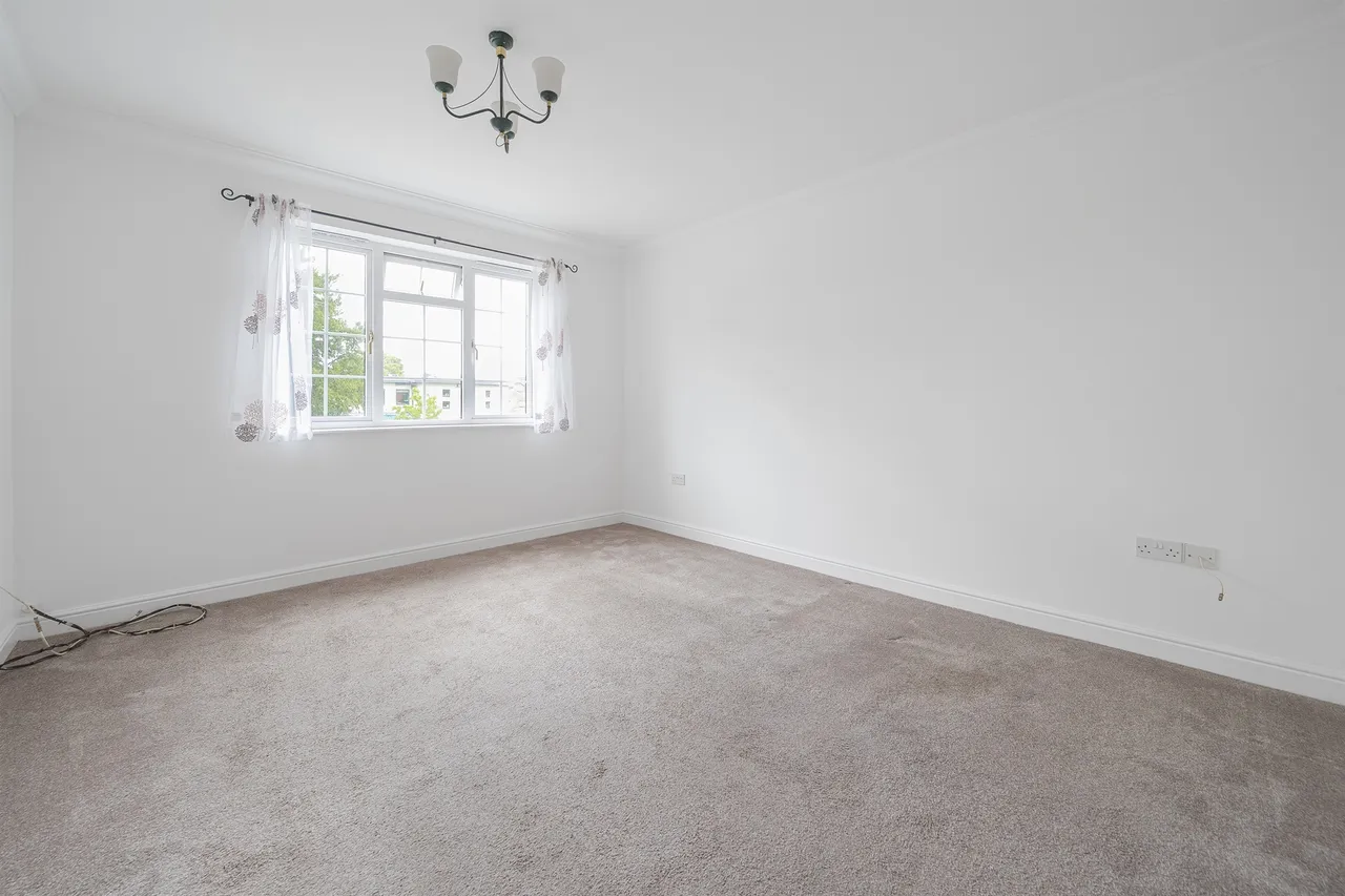 St. Leonards Road, Windsor, photo 5