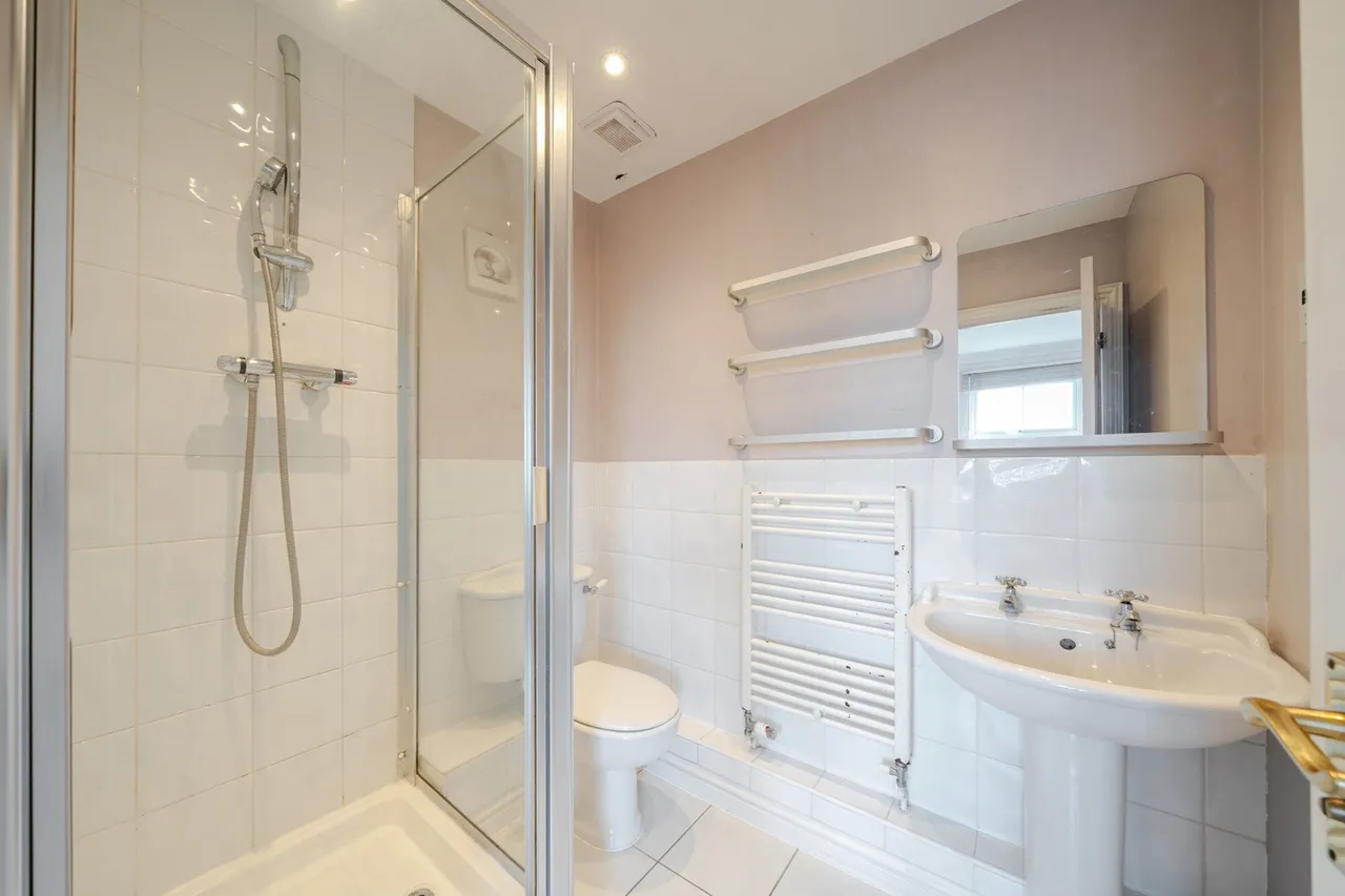 Barlow Drive, SE18, photo 8