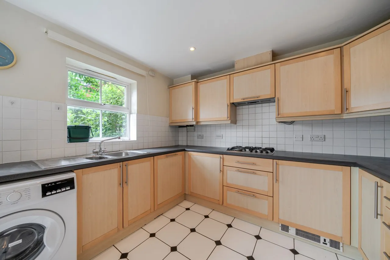 Barlow Drive, SE18, photo 18