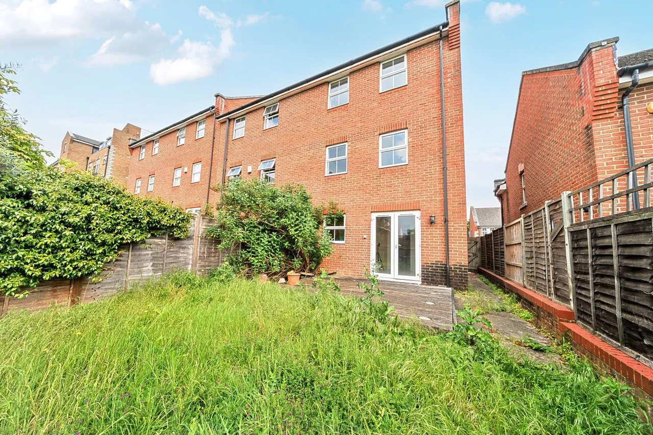 Barlow Drive, SE18, photo 17