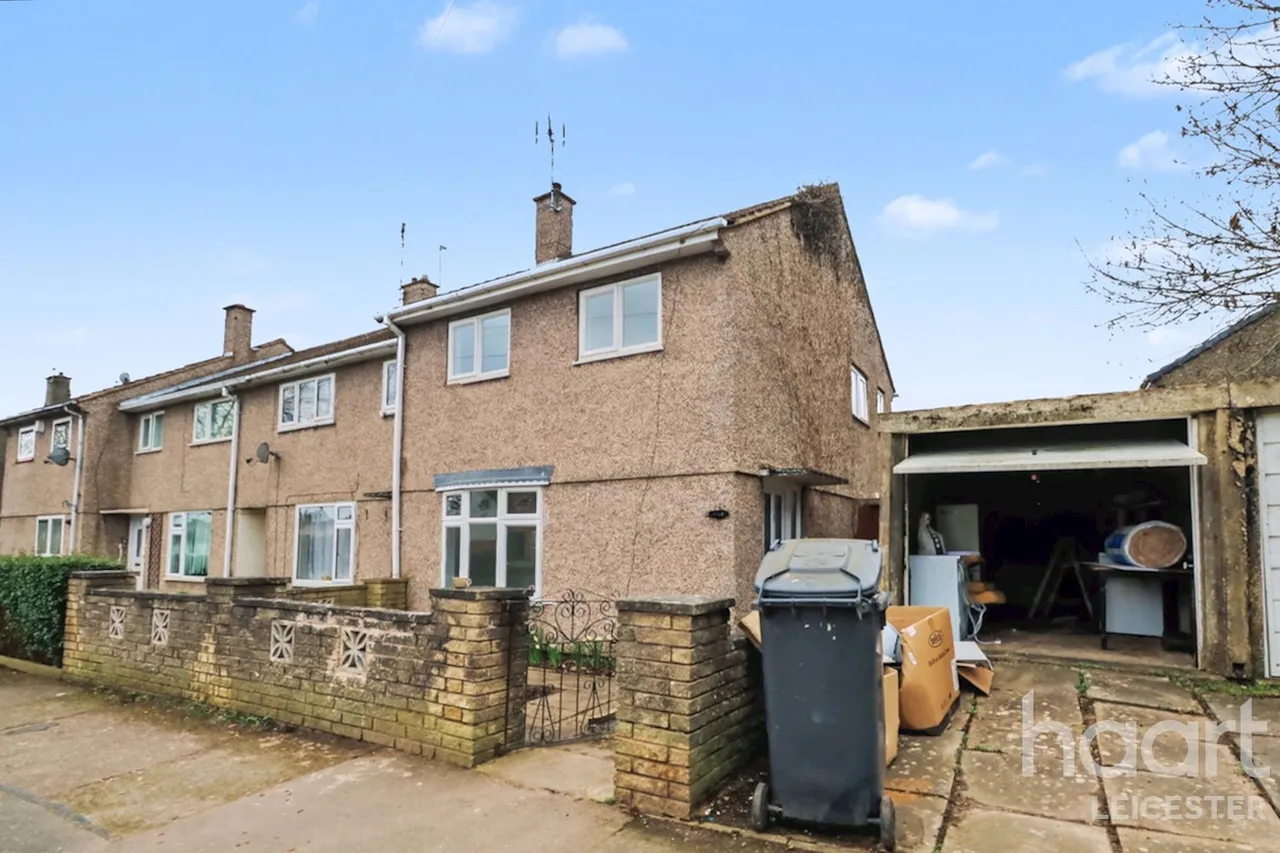 3 bed house for sale, Kelso Green, Leicester, LE2