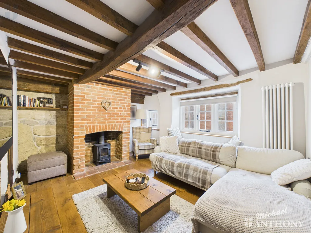 Market Hill, Whitchurch, Aylesbury, HP22 4JB, photo 3