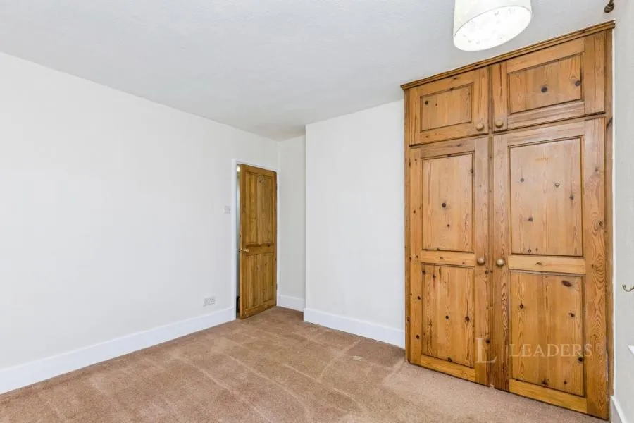 Gladstone Road, Horsham, RH12, photo 10