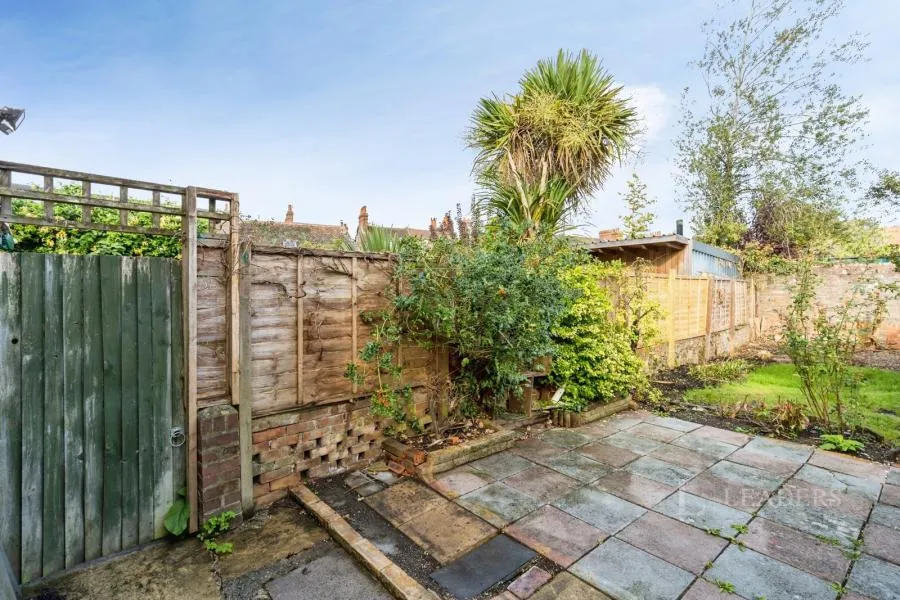 Gladstone Road, Horsham, RH12, photo 15
