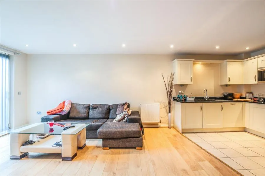 The Crescent, Maidenhead, SL6, photo 8