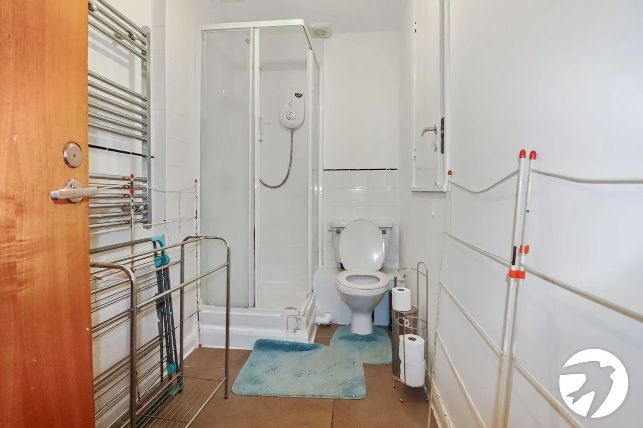 Bertrand Way, London, SE28, photo 8