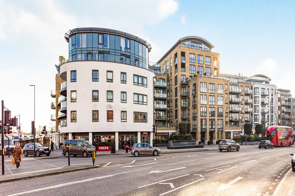 Kew Bridge Road, Brentford, TW8, photo 10