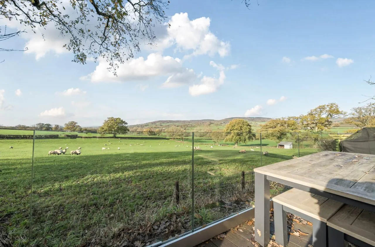 Culmstock Road, Hemyock, photo 27