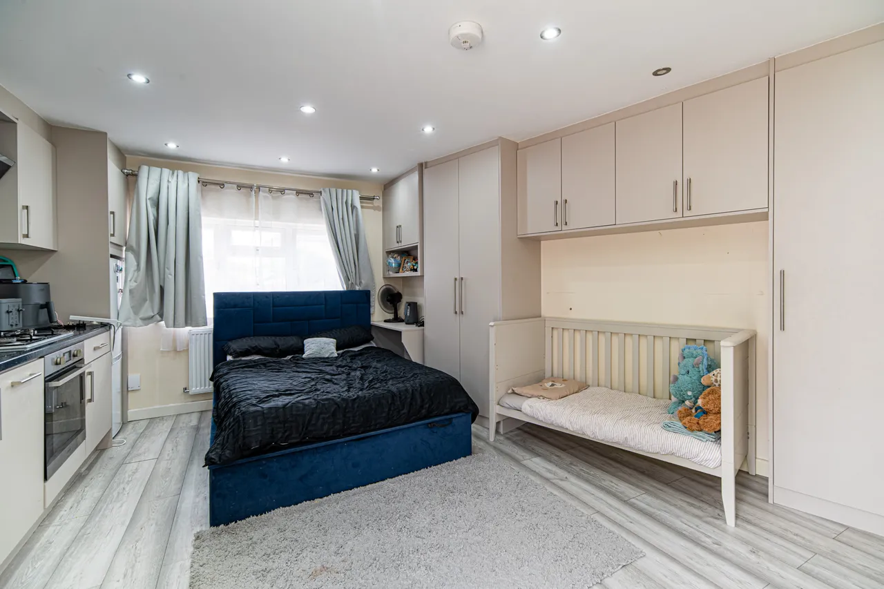 Church Drive, Harrow, HA2, photo 2