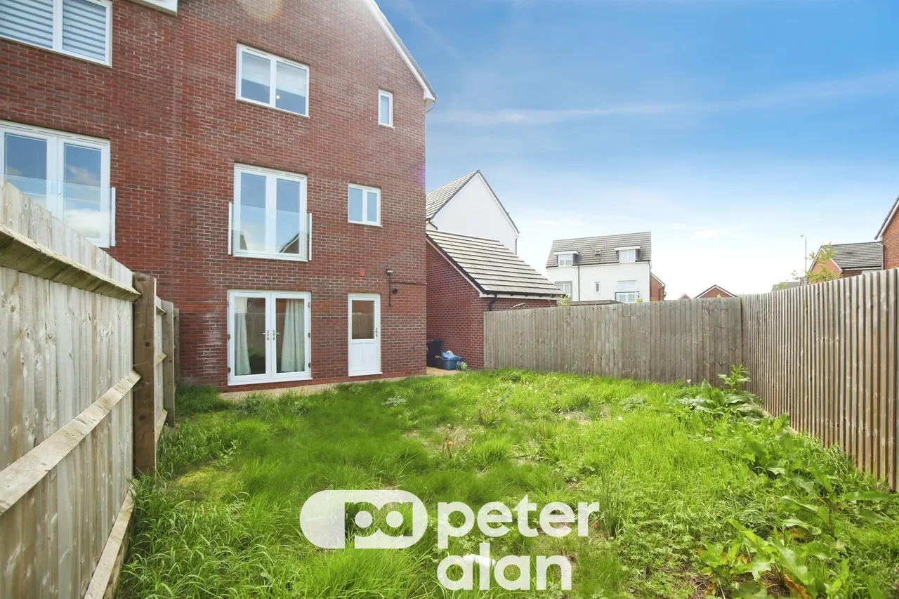 Austenite Way, Newport, NP19, photo 18