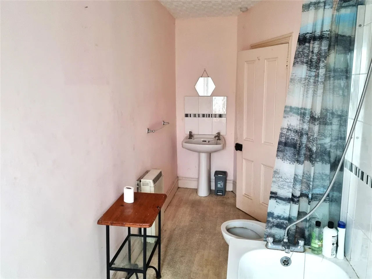 Brook Terrace, Llanbadarn Fawr, SY23, photo 13
