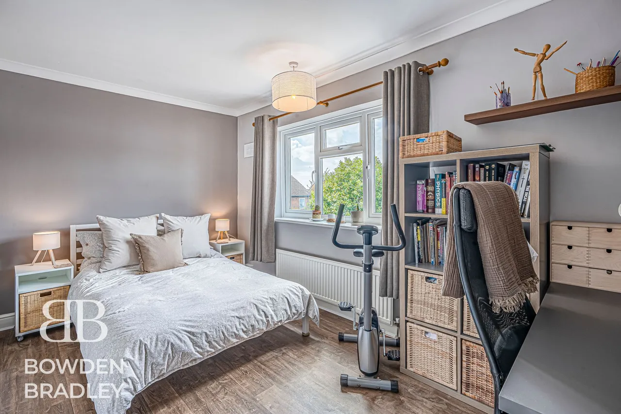 Fallow Close, Chigwell, IG7, photo 12