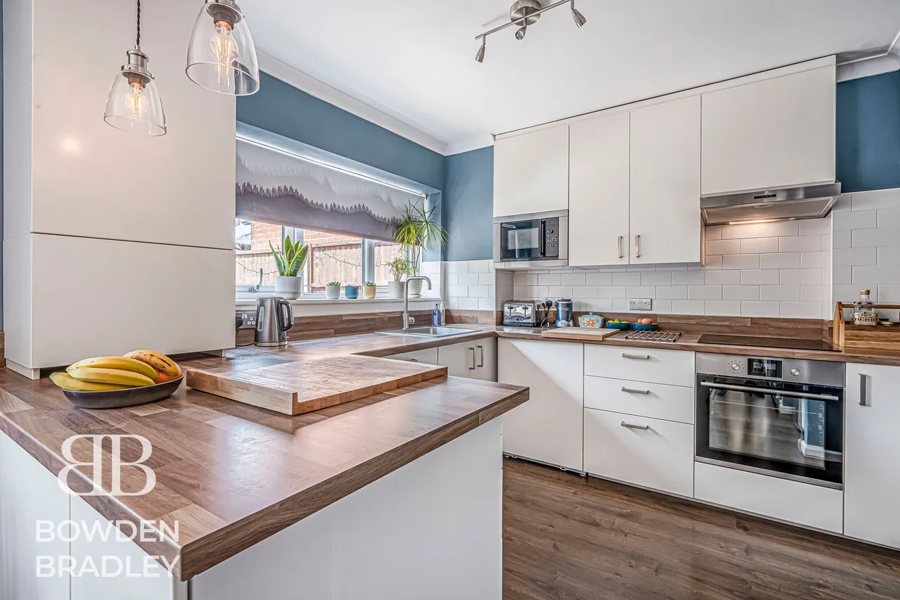 Fallow Close, Chigwell, IG7, photo 6