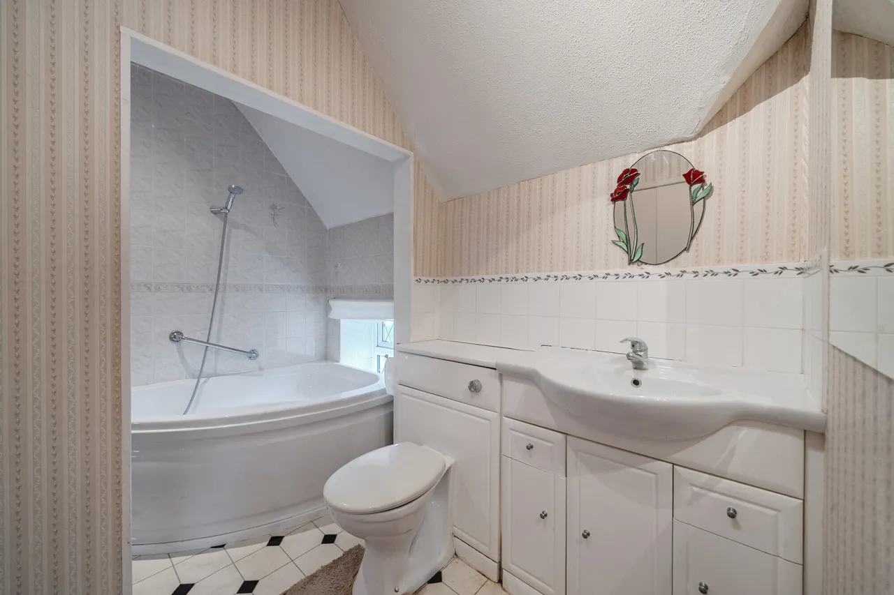 Oakley Green Road, WINDSOR, SL4, photo 6