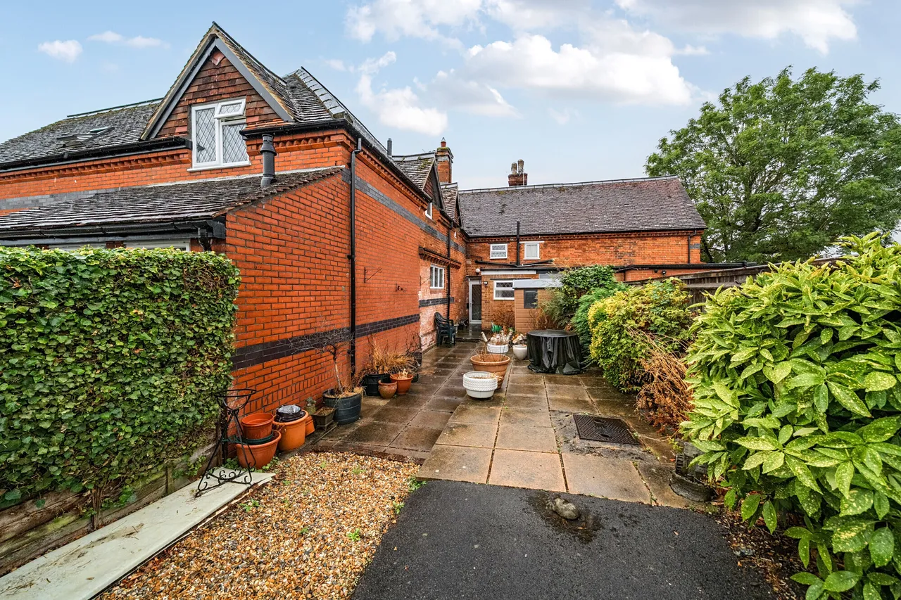 Oakley Green Road, WINDSOR, SL4, photo 7