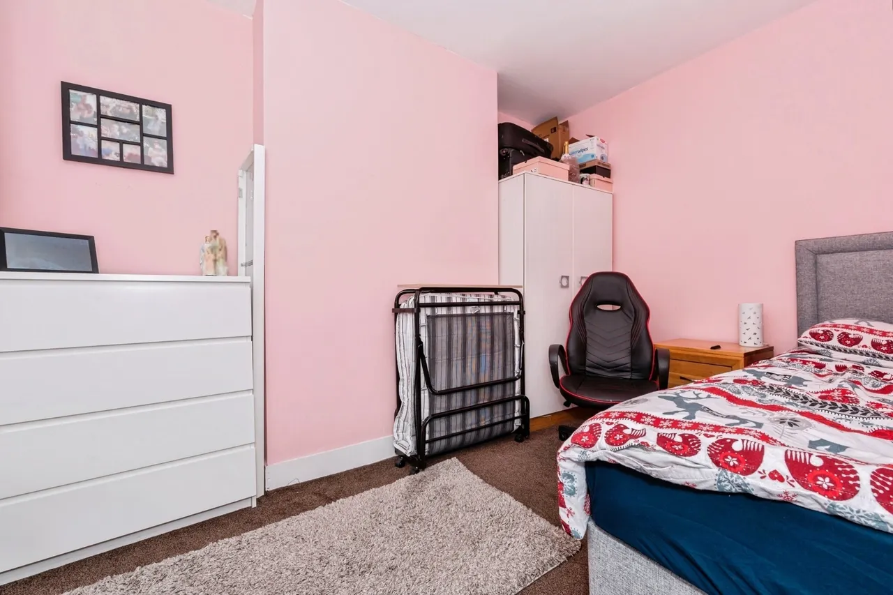 Mill Road, Aveley, South Ockendon, Essex, RM15, photo 15