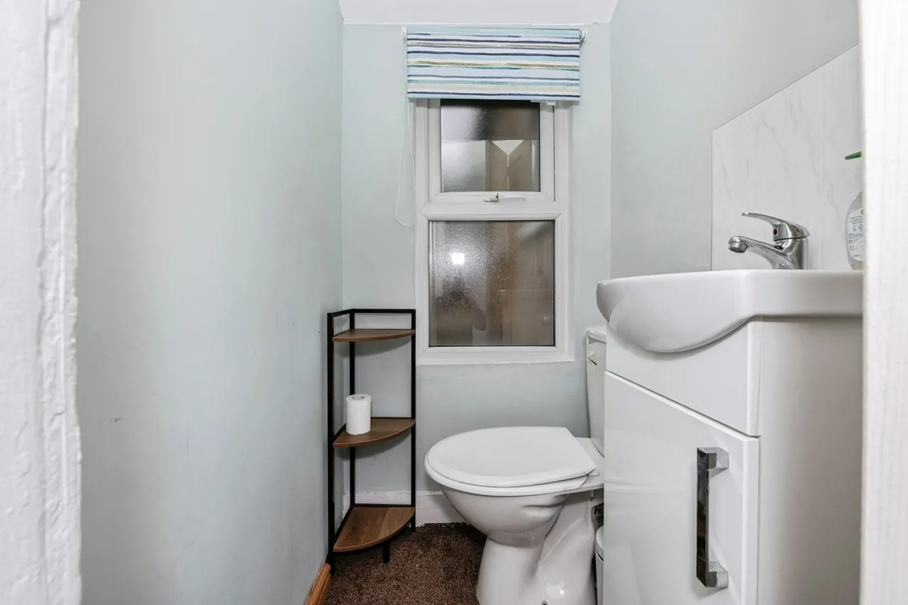 Mill Road, Aveley, South Ockendon, Essex, RM15, photo 17