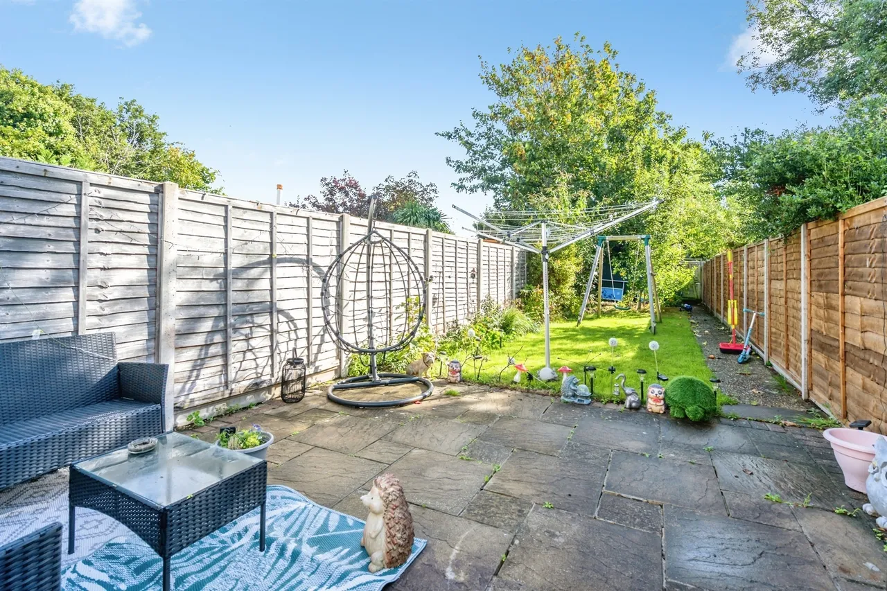 Hawthorn Road, Bognor Regis, PO21, photo 12