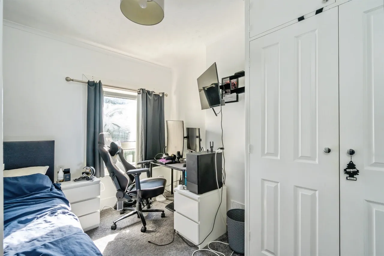 Hawthorn Road, Bognor Regis, PO21, photo 9