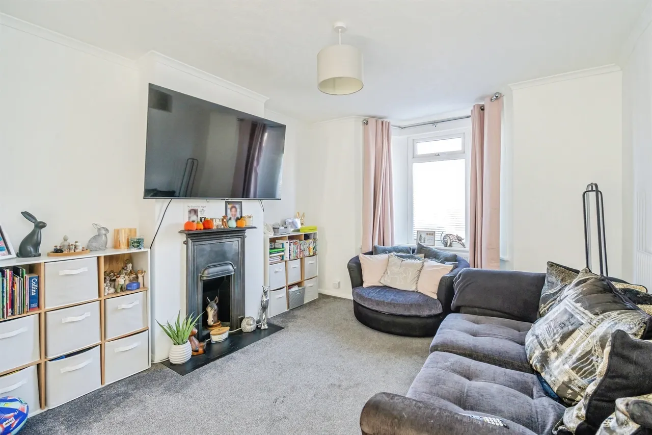 Hawthorn Road, Bognor Regis, PO21, photo 2