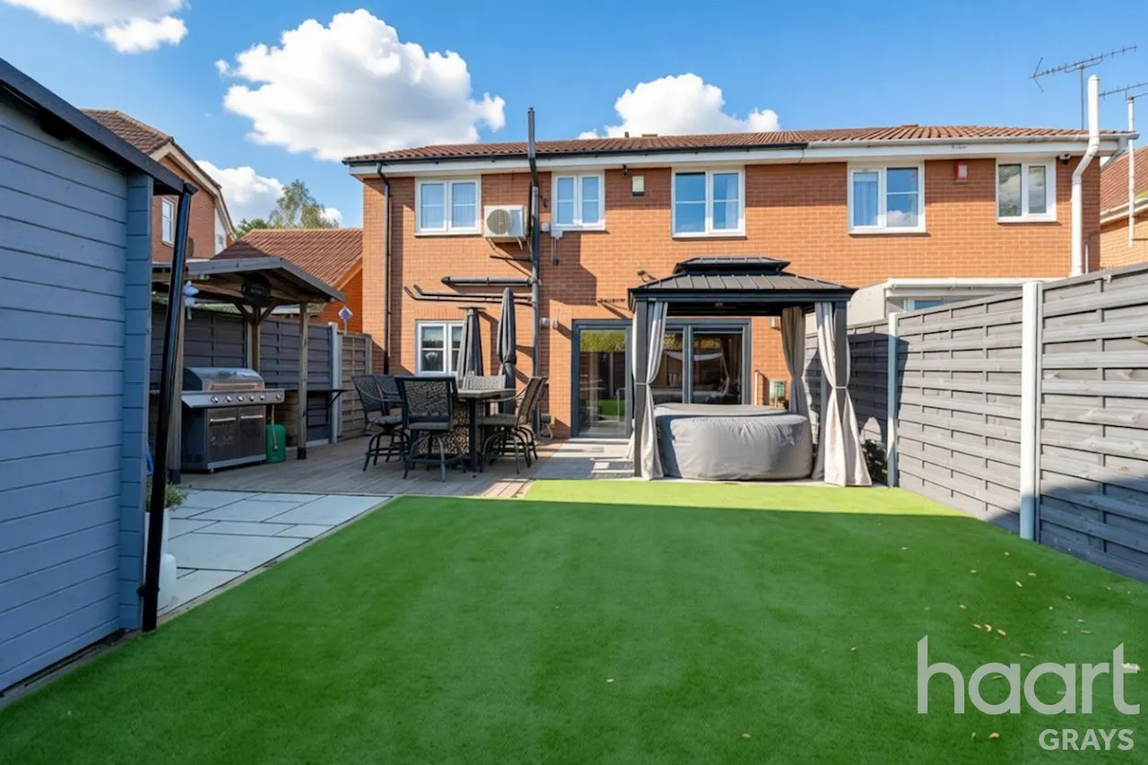 Cole Avenue, Chadwell St Mary, RM16, photo 17