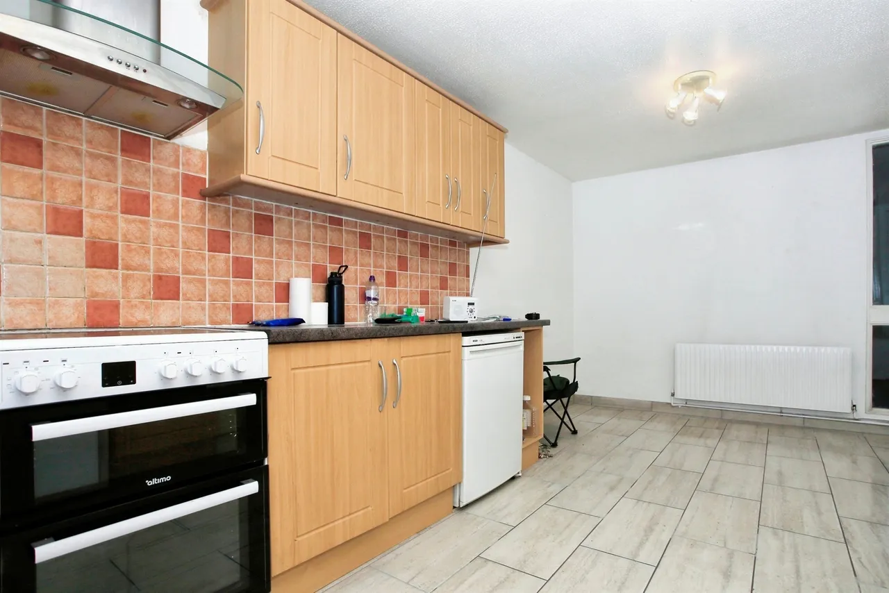 Howland PETERBOROUGH, PE2, photo 6