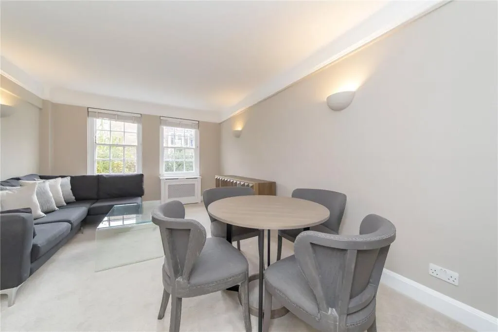 Fulham Road, Chelsea, SW3, photo 2