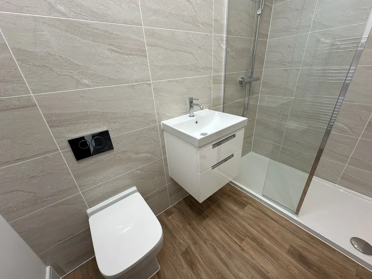 Hollowsbrook Road, New Rossington, DN11, photo 10