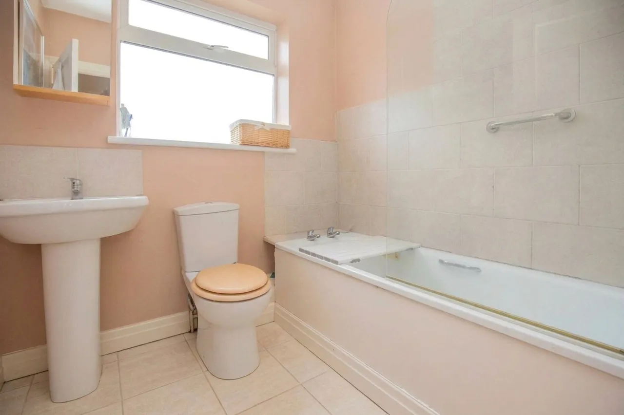 Arbutus Drive, Bristol, BS9, photo 6
