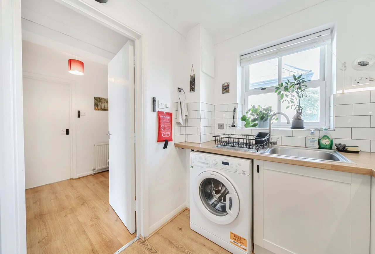 Grove Road, Mitcham, CR4 1SA, photo 14