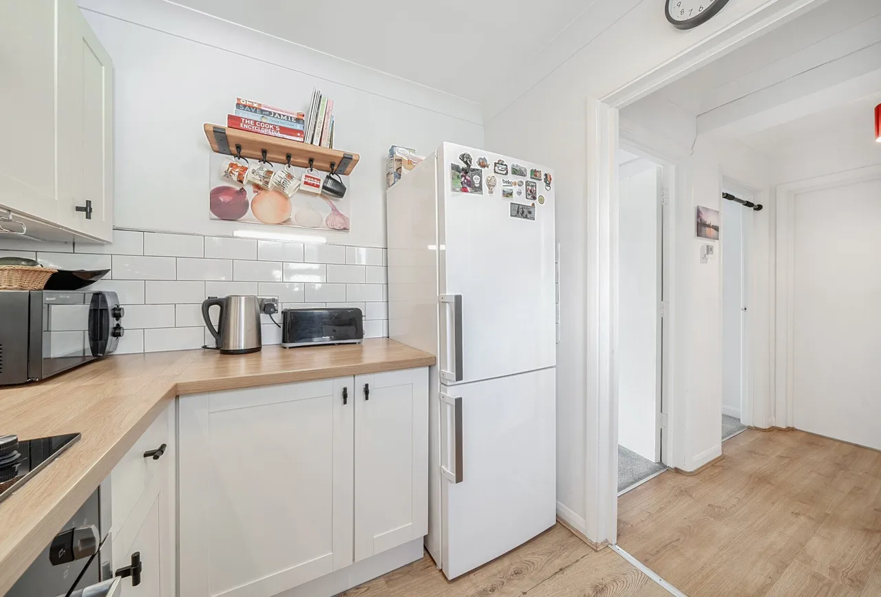 Grove Road, Mitcham, CR4 1SA, photo 15