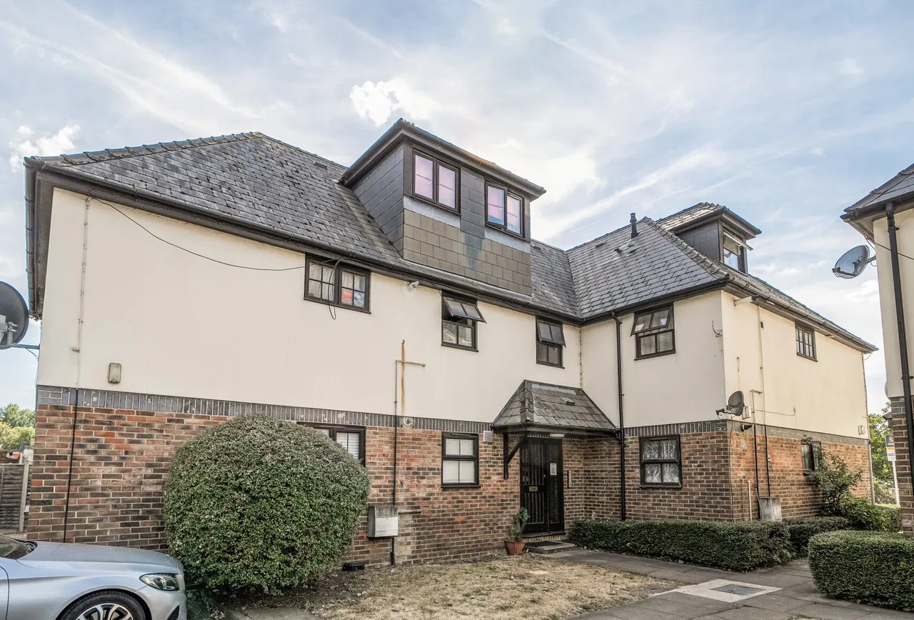 Grove Road, Mitcham, CR4 1SA, photo 18