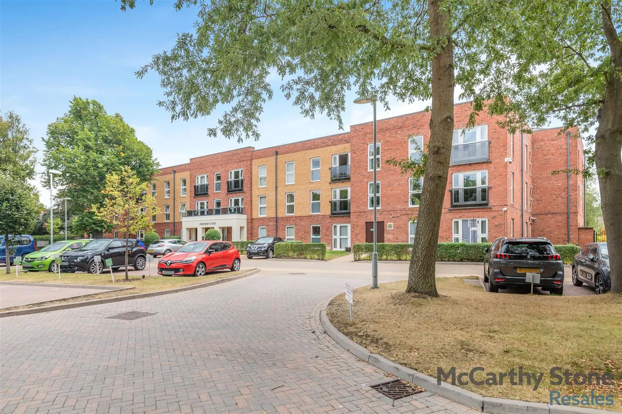 2 bed flat for sale, The Oval, Stafford, ST17