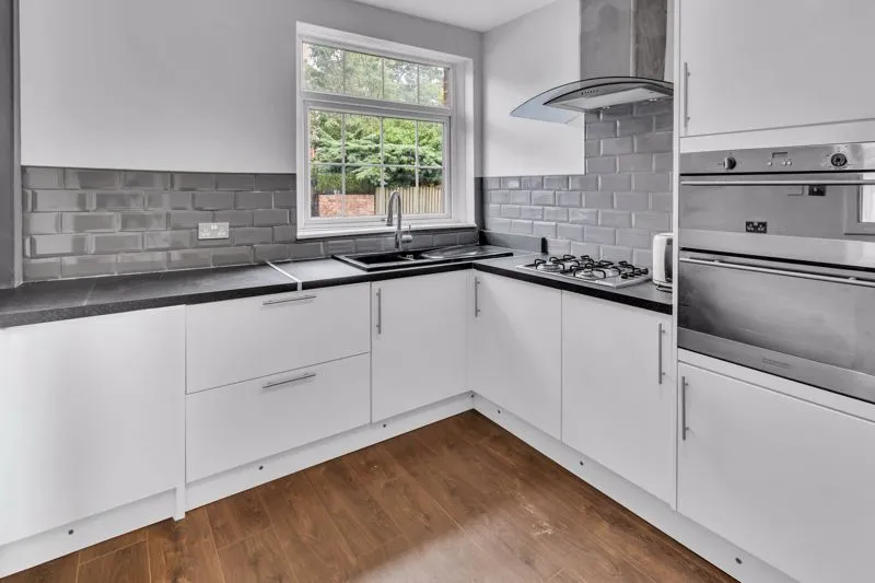 Whitelees Road Littleborough, Rochdale OL15 8DU, photo 5
