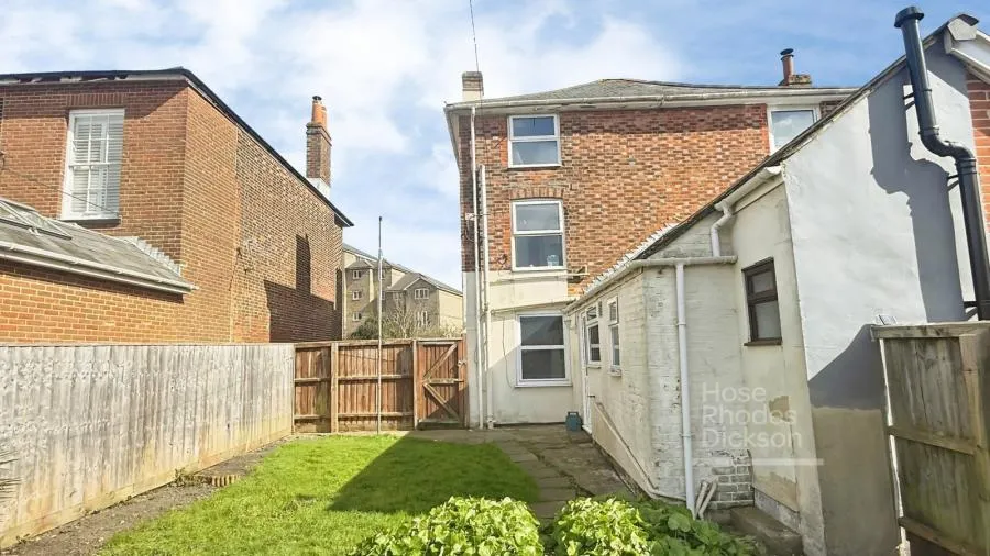 Fairlee Road, Newport, PO30, photo 8