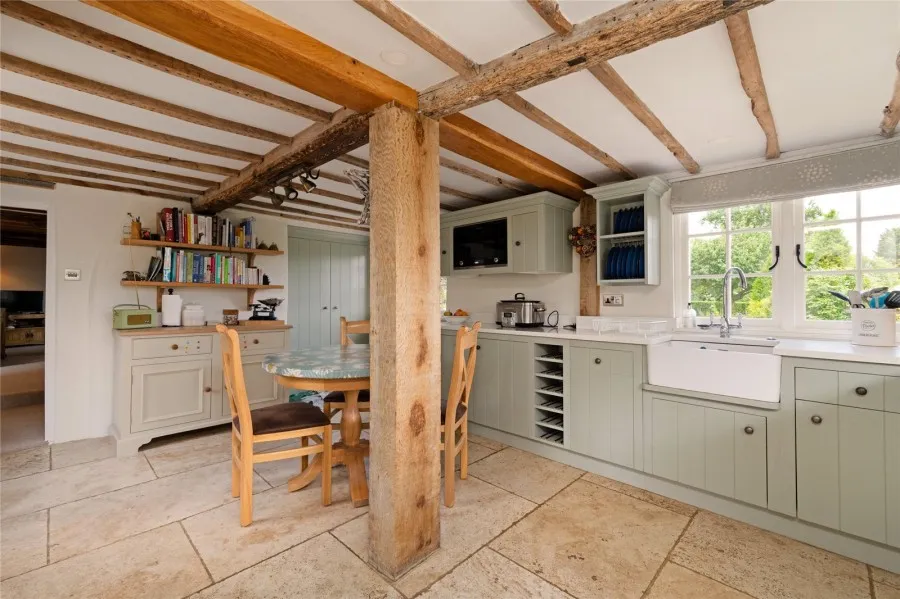 House Under Offer with 4 bedrooms in Farnham Green, Farnham, CM23, photo 7