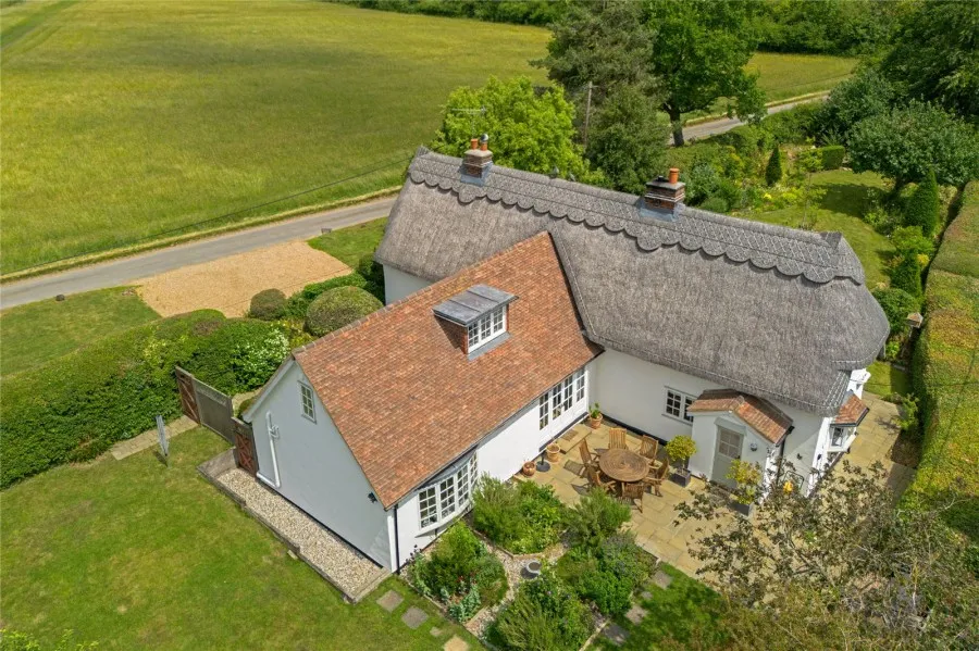 House Under Offer with 4 bedrooms in Farnham Green, Farnham, CM23, photo 26